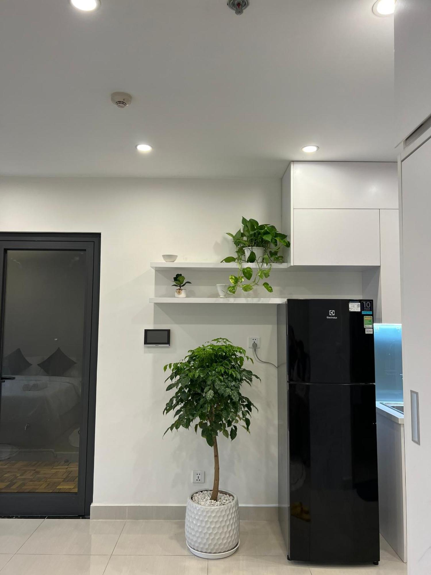 Căn hộ Vinhomes Smart - Ho Rong Rai, Day Du Tien Nghi Tta